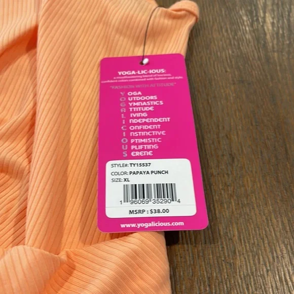 Yogalicious tank. Size XL - Picture 7 of 11